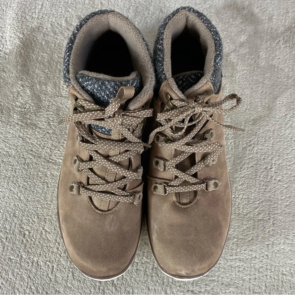 Skechers Cold Daze Boots‎ Womens Size 10 Brown Faux Fur Lined Ankle Hiking